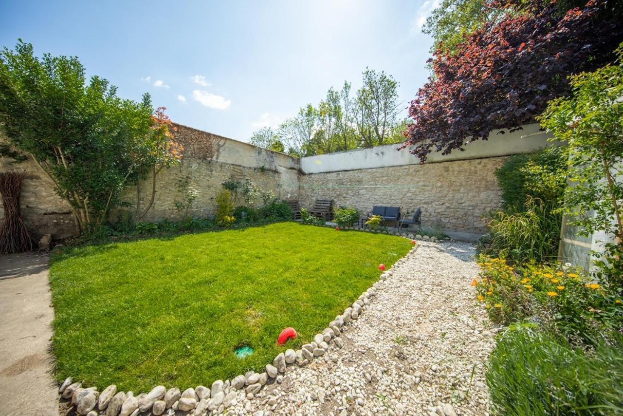L'Indépendant Apartment Nemours Bagian luar foto