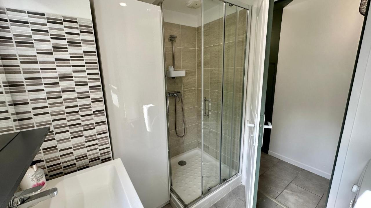 L'Indépendant Apartment Nemours Bagian luar foto
