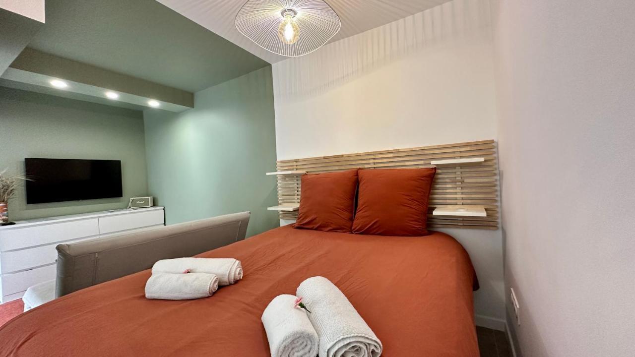 L'Indépendant Apartment Nemours Bagian luar foto